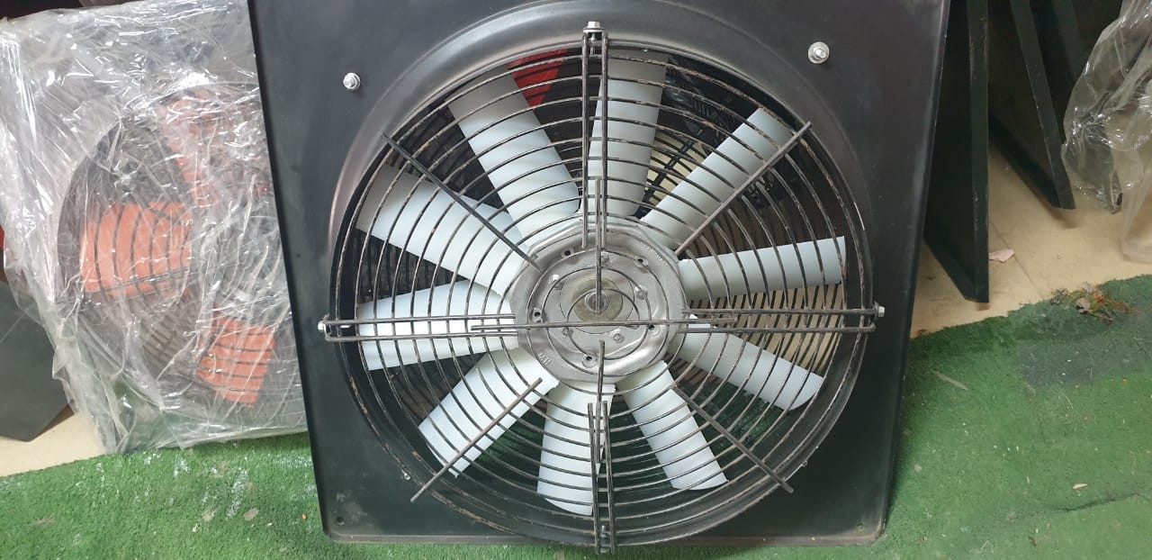 Axial wall fans